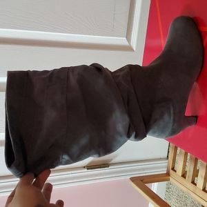 Gray Suede Aerosole Boots